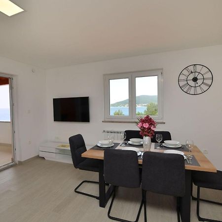 Apartments Villa Sofia Martinšćica Esterno foto