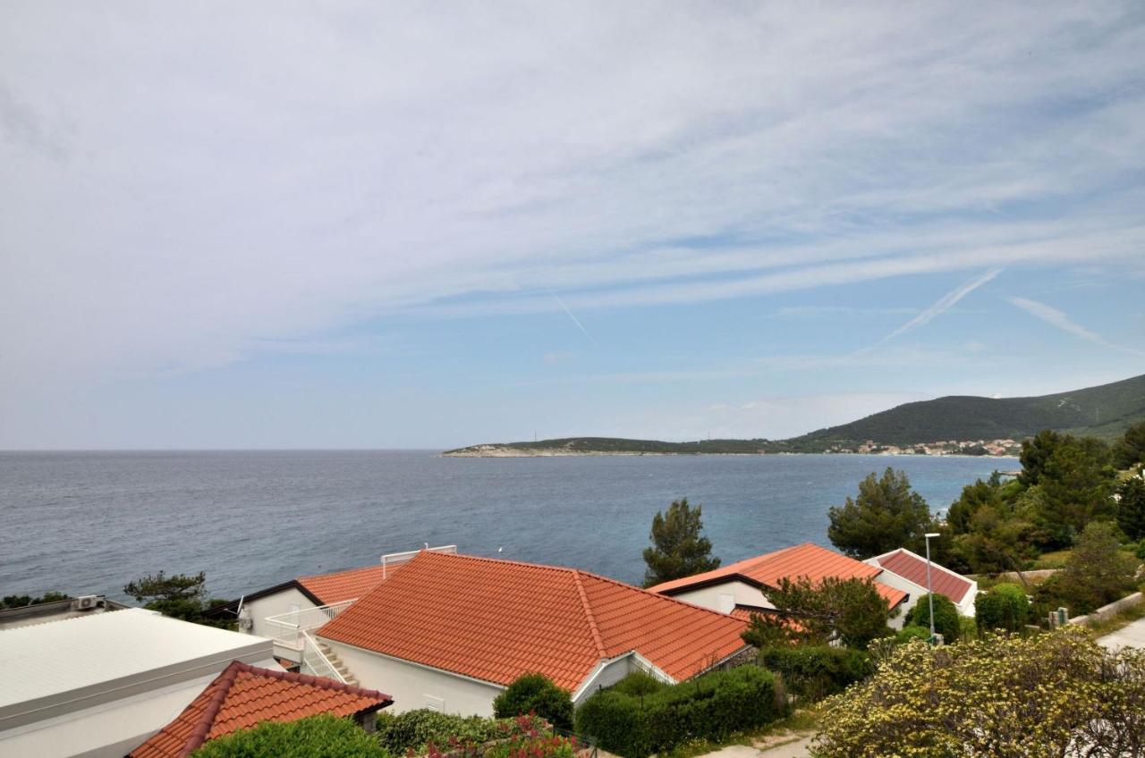 Apartments Villa Sofia Martinšćica Esterno foto