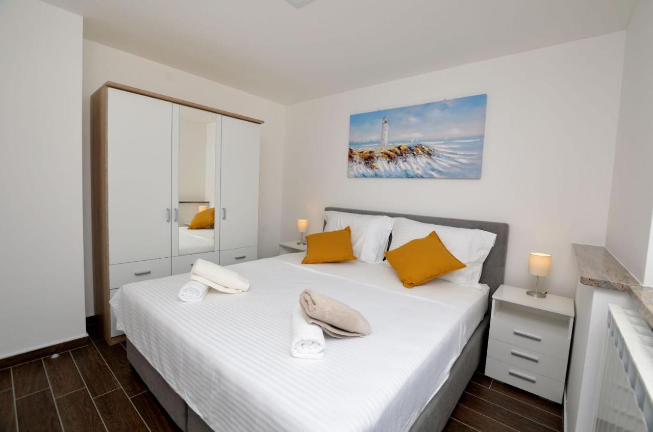 Apartments Villa Sofia Martinšćica Esterno foto