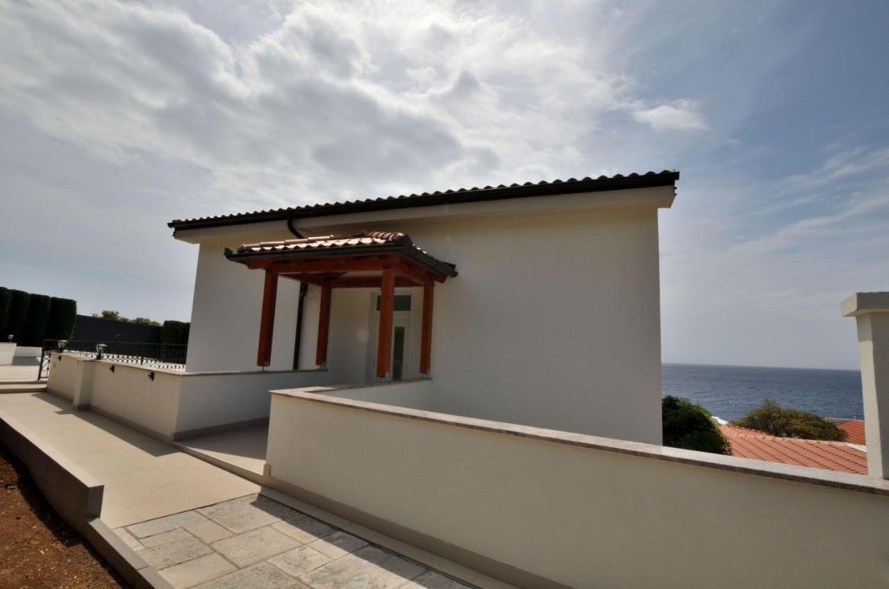 Apartments Villa Sofia Martinšćica Esterno foto