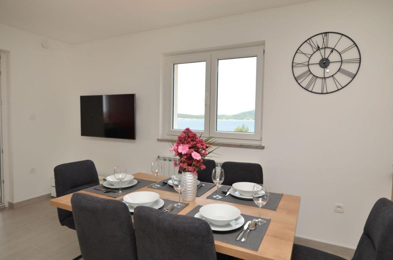 Apartments Villa Sofia Martinšćica Esterno foto
