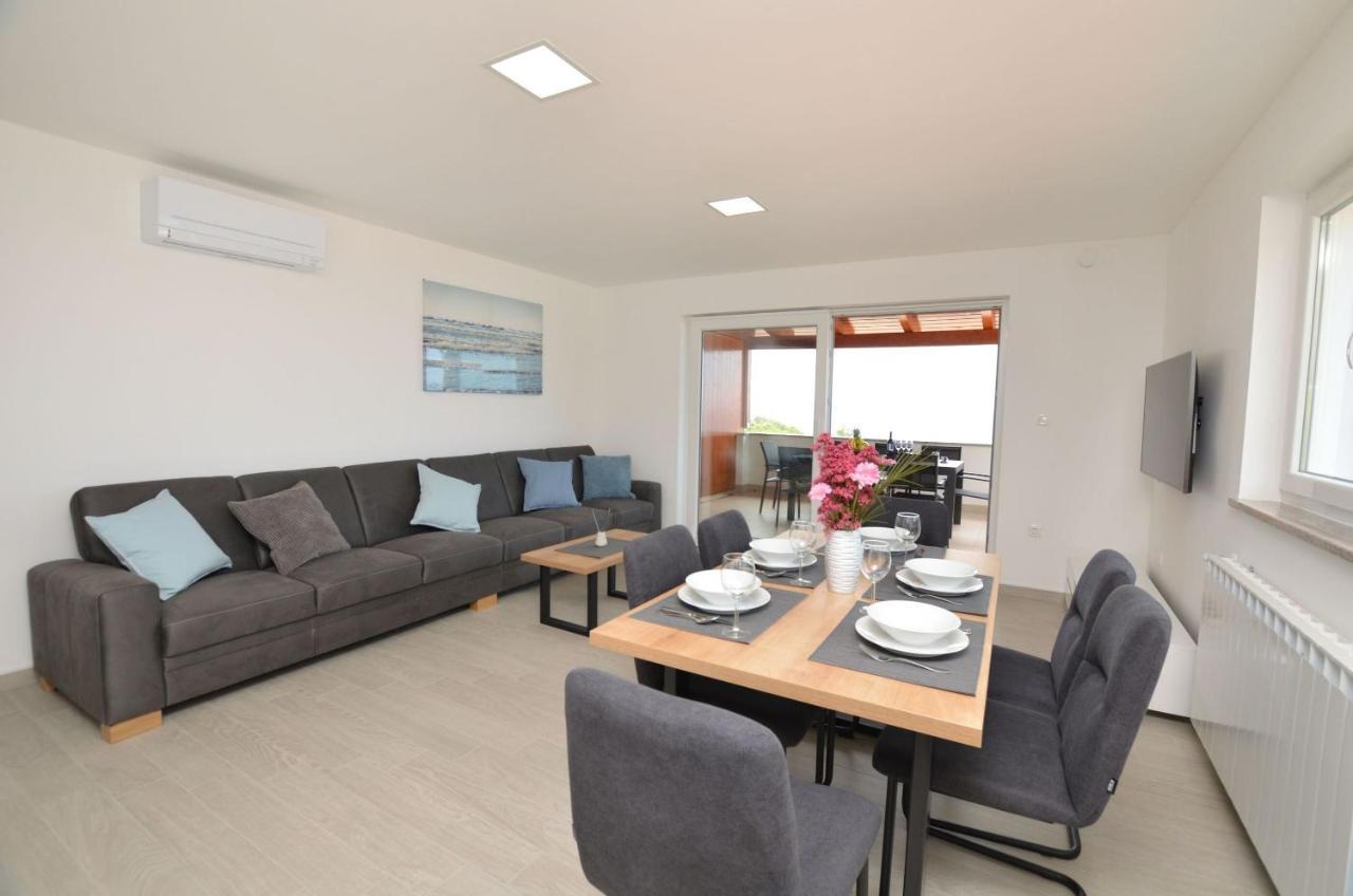 Apartments Villa Sofia Martinšćica Esterno foto